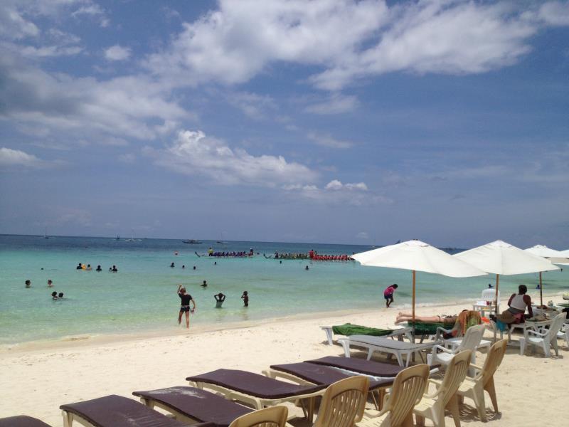 White Beach De Boracay Balabag  Экстерьер фото