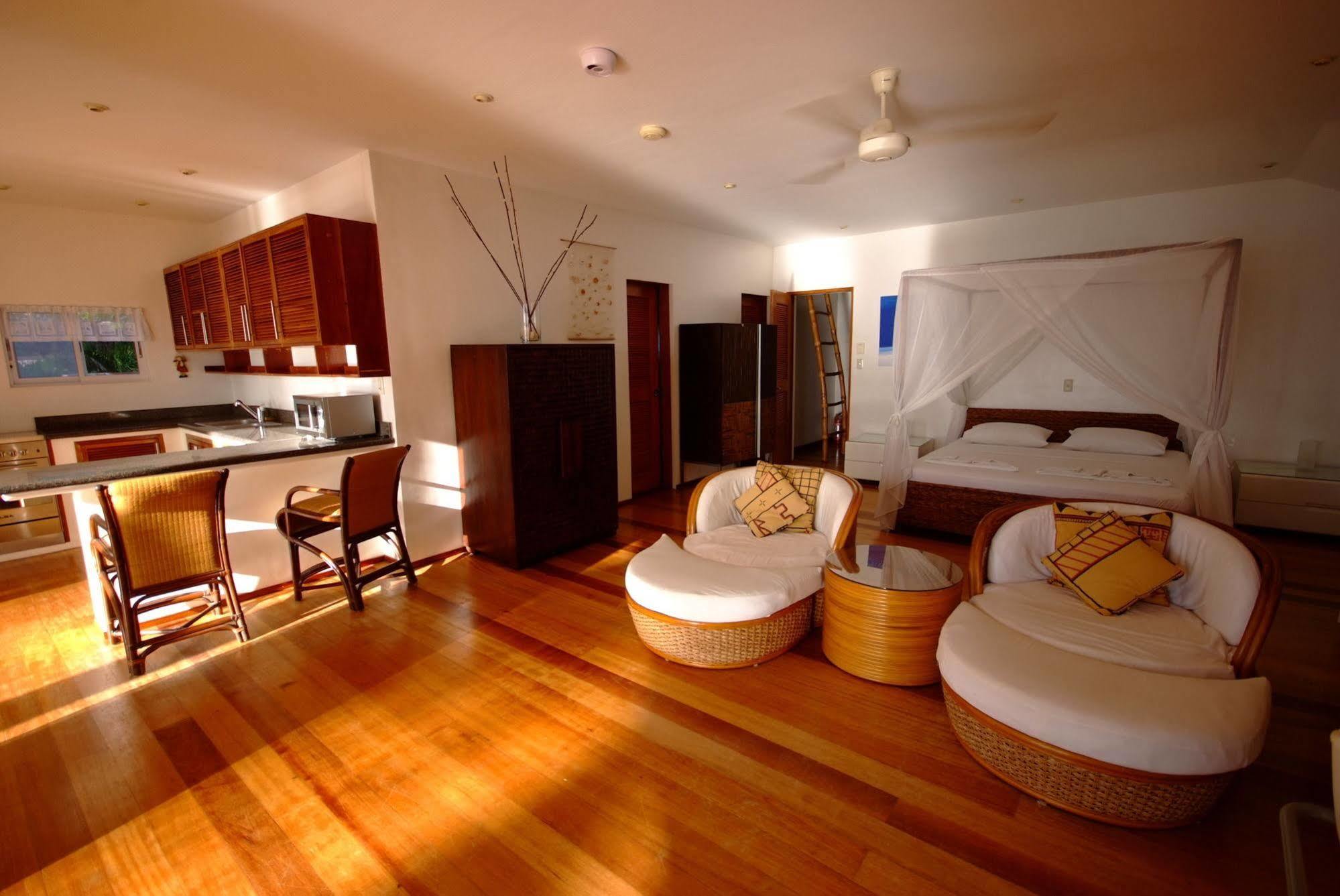 White Beach De Boracay Balabag  Экстерьер фото