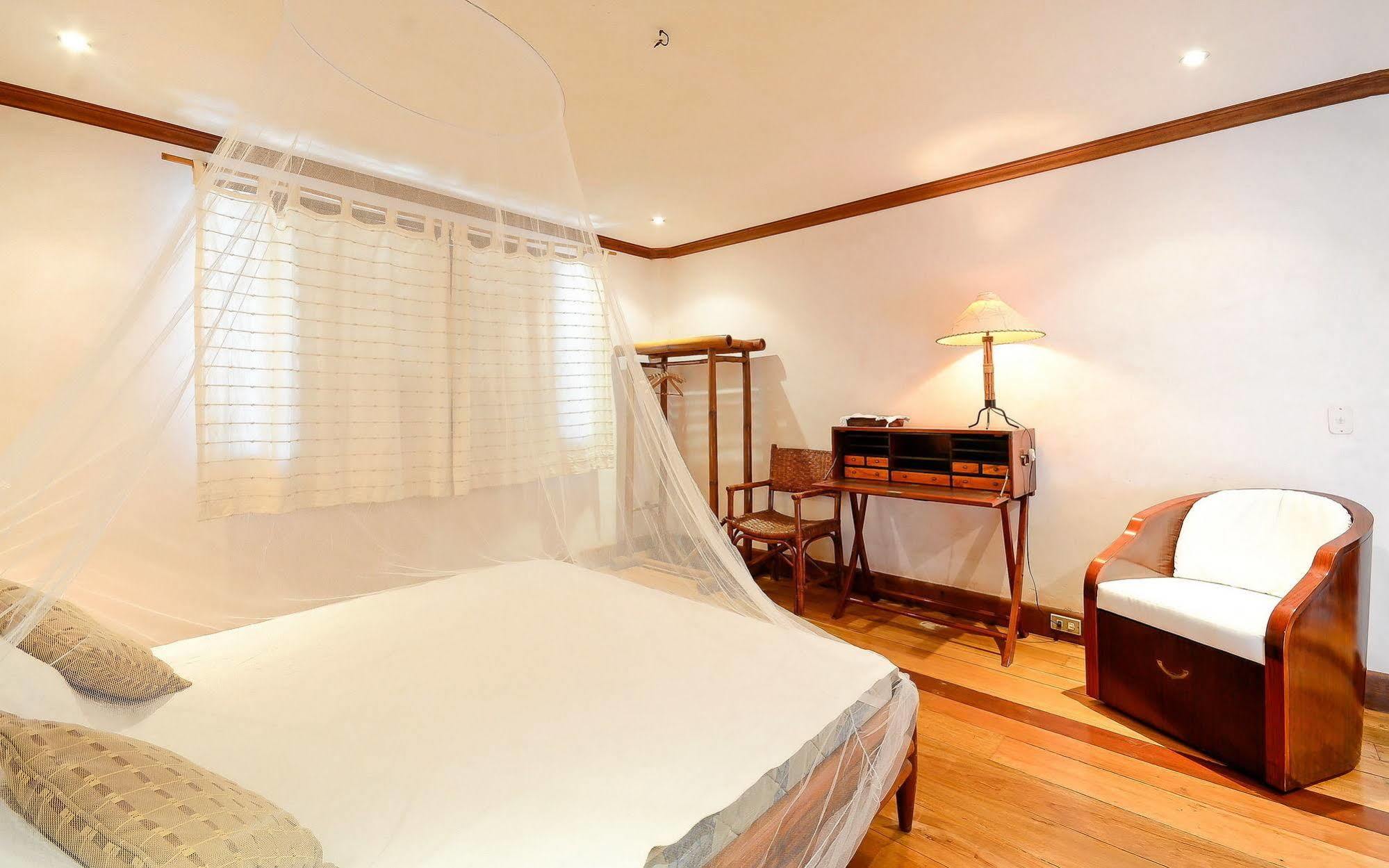 White Beach De Boracay Balabag  Экстерьер фото